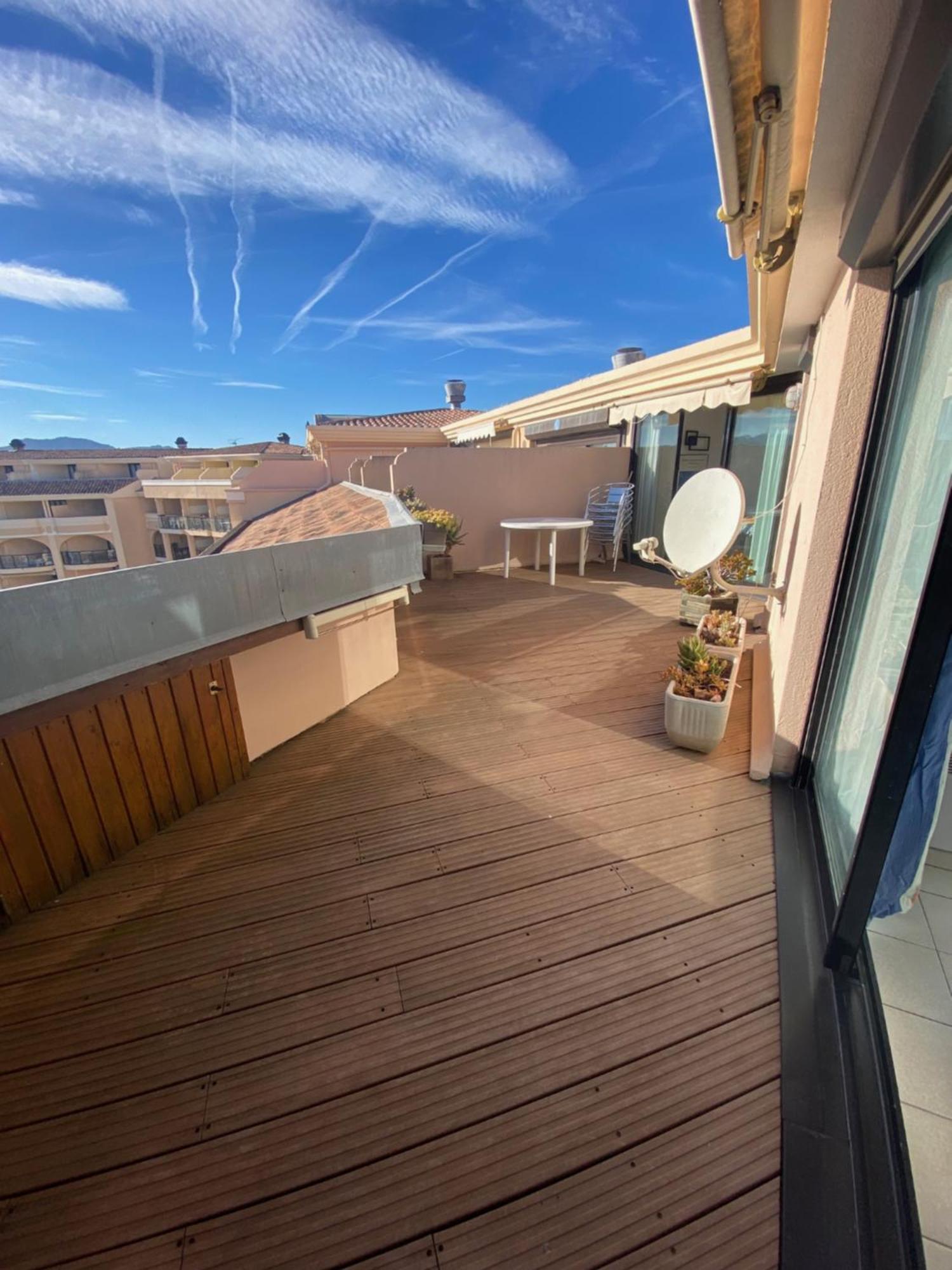 La Perla Del Mare Apartman Cannes Kültér fotó